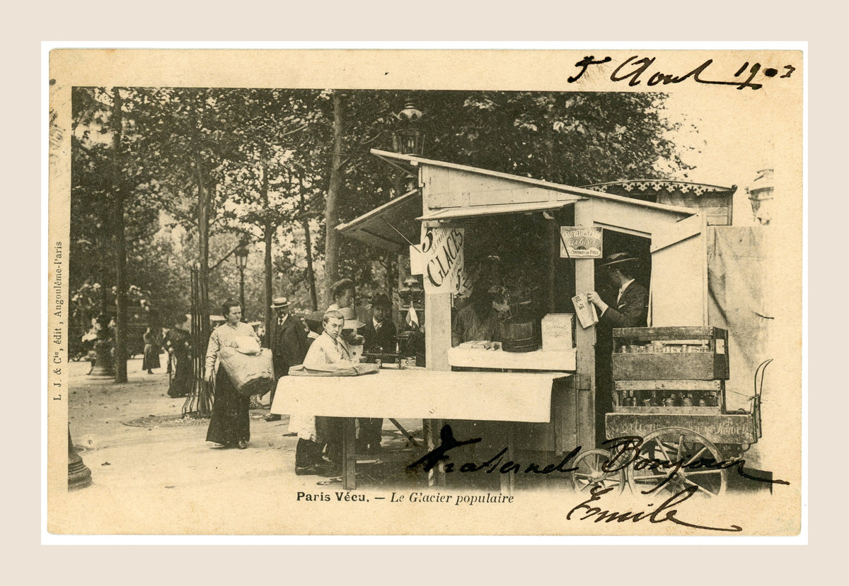 Paris Vécu – Le Glacier populaire (Popular Ice Cream Kiosk) – Antique French Postcard