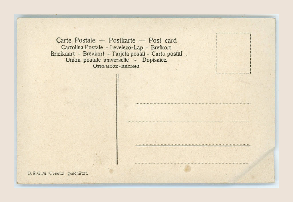 Unwritten postcard reverse with multilingual headings, a divided layout, an empty stamp box and a D.R.G.M. marking at the bottom.