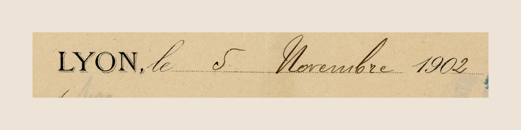 Close-up of handwritten date 5 November 1902 on an antique French bill of exchange from Lyon