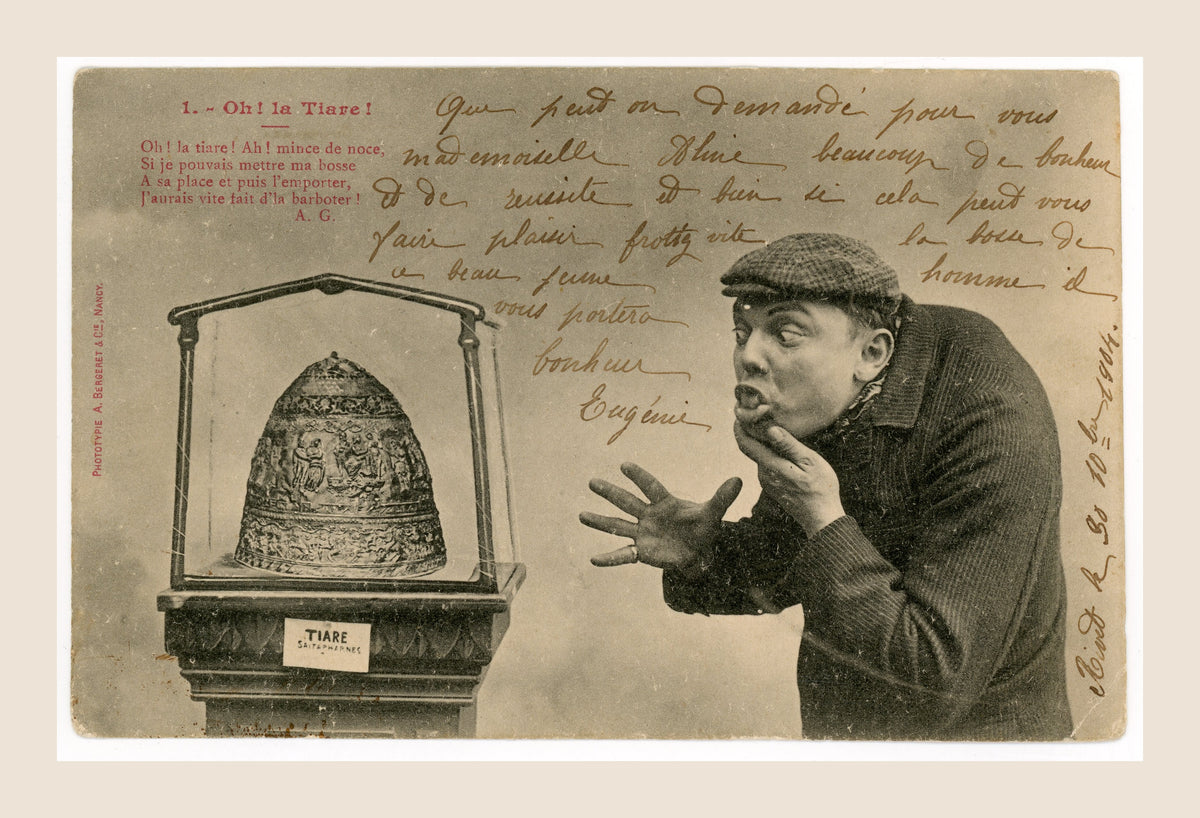 Antique Bergeret humorous postcard Oh la Tiare, showing a surprised gentleman examining the Tiara of Saitaphernes in a display case, with handwritten French correspondence.