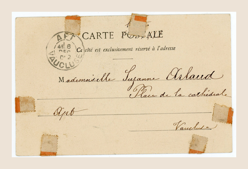 Reverse of antique French Bergeret La Charité postcard addressed to Suzanne Allard in Apt, with dated postal cancellation and old adhesive marks.