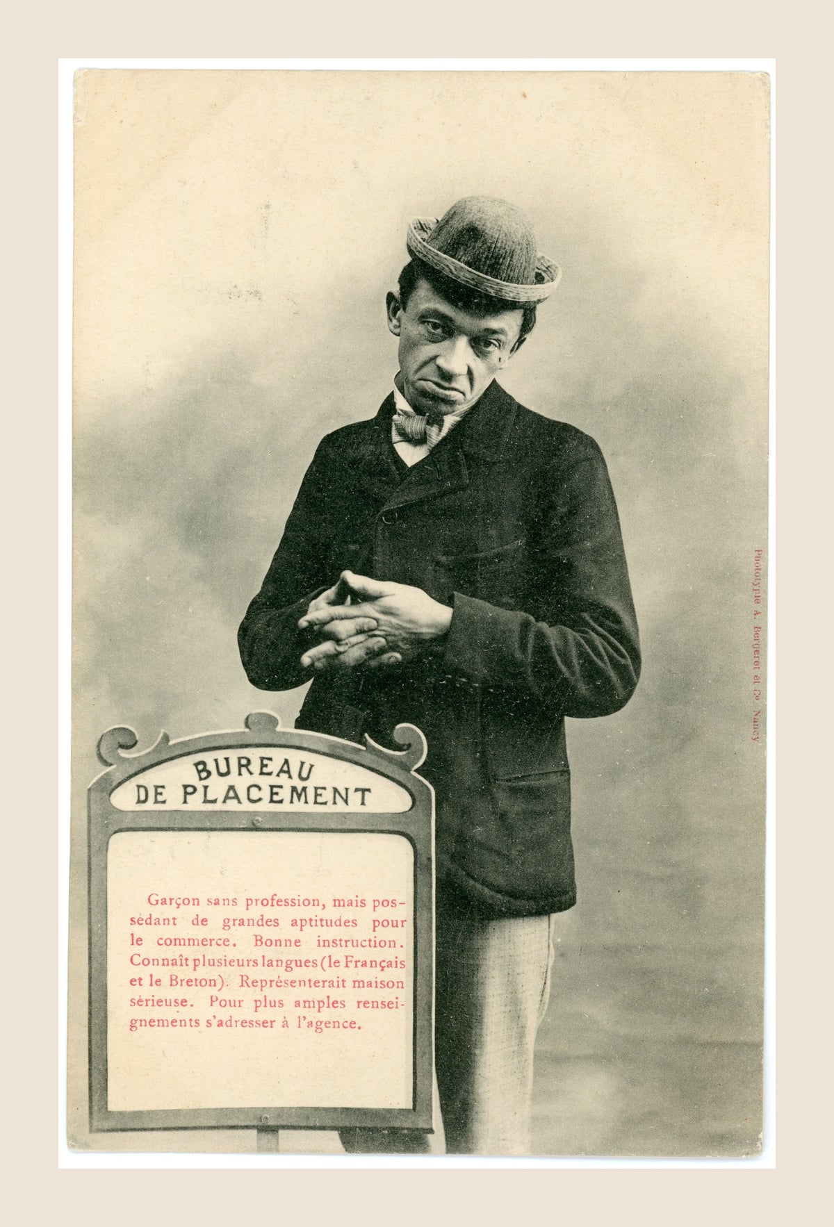 Antique Albert Bergeret Bureau de Placement postcard showing a humorous French job applicant wearing a bowler hat and dark jacket, Belle Époque circa 1903.