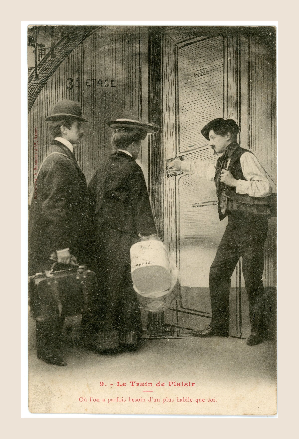 Antique French Bergeret postcard Le Train de Plaisir No. 9, Edwardian travellers asking a hotel attendant for help opening a door.